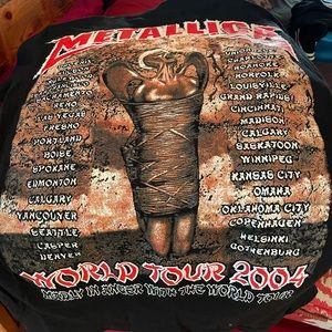 Metallica Madly In Anger With The World Tour 2004 t-shirt. Size Small.